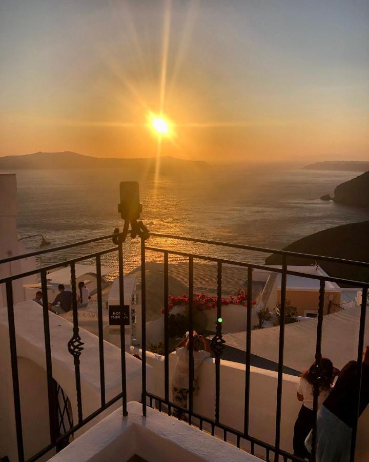 Doukas Caldera Suites Firá Buitenkant foto